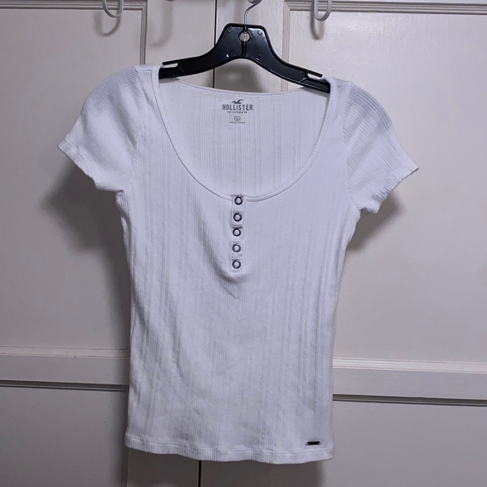 Hollister Small White Ribbed Deep Neck Tee